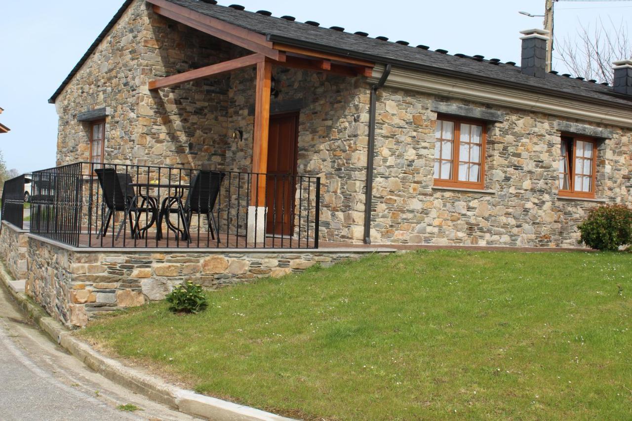 Apartamentos Casa Cerolleiro Castropol Esterno foto