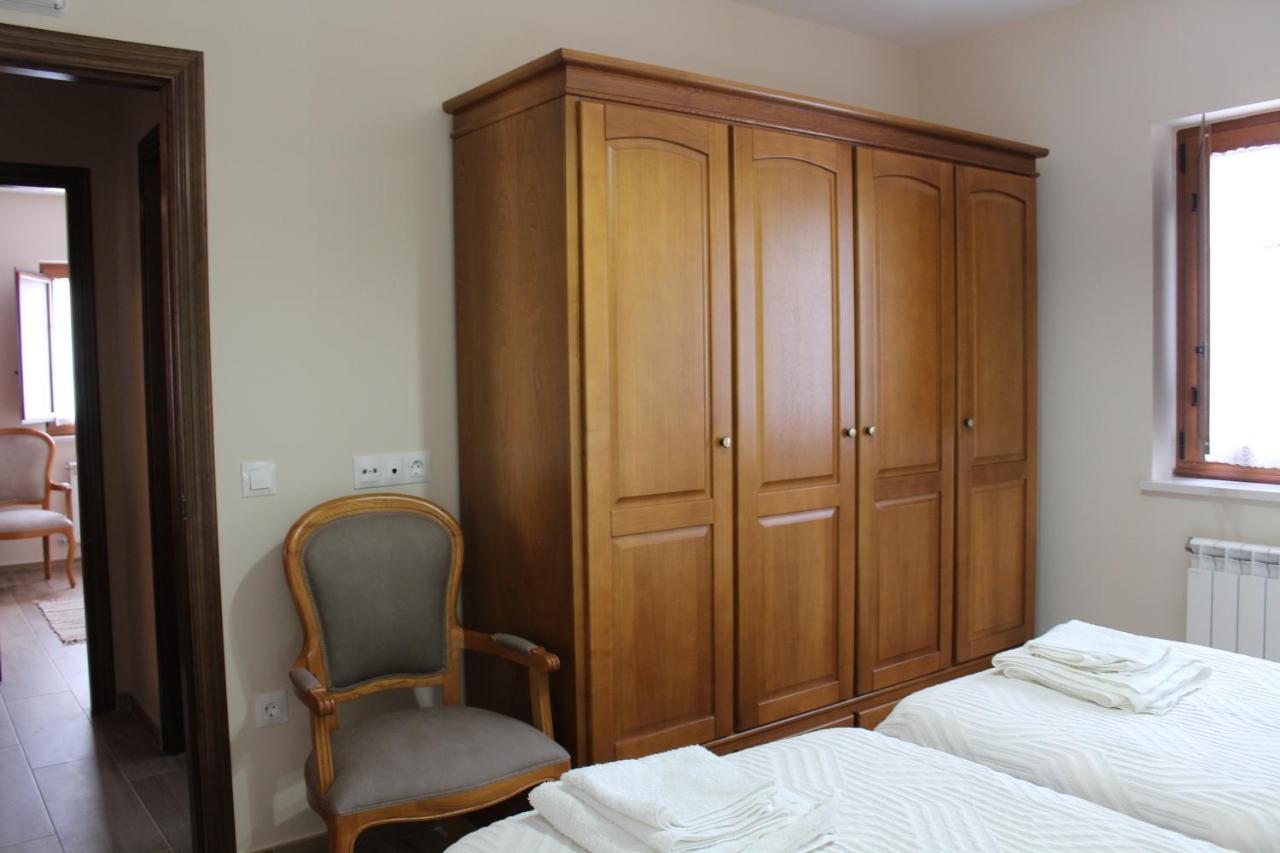 Apartamentos Casa Cerolleiro Castropol Esterno foto