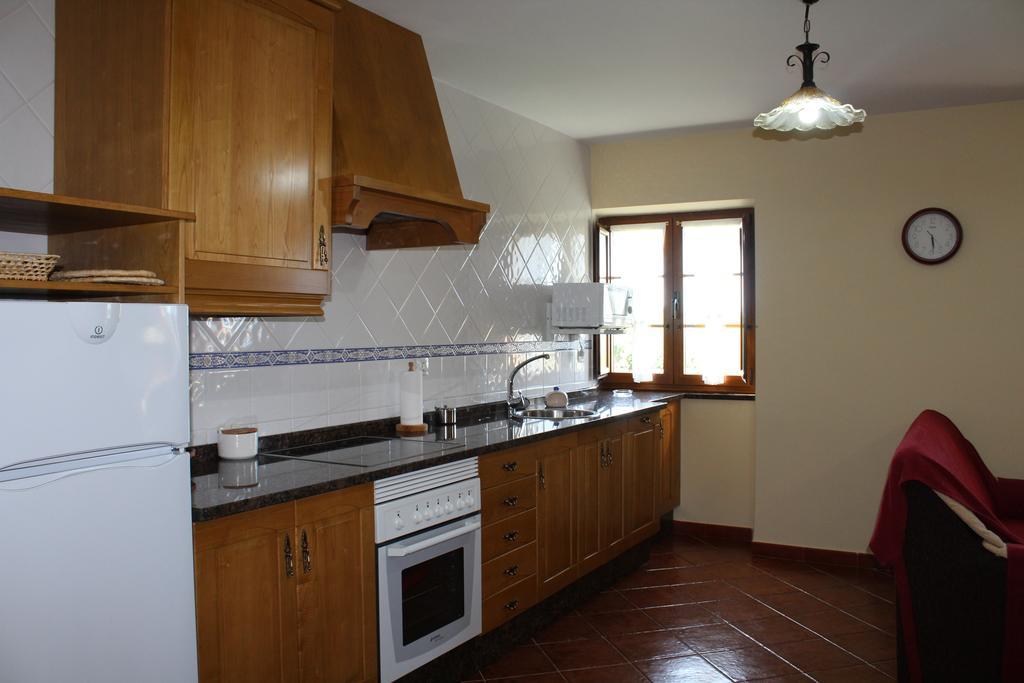 Apartamentos Casa Cerolleiro Castropol Esterno foto